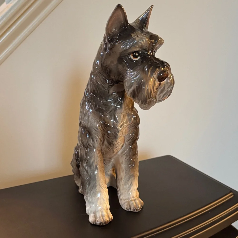 Vintage Shafford Japan Schnauzer figurine, titled “Snatty” (#137) - Picture 8 of 11